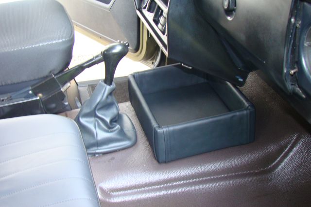 Akcesoria samochodowe szyte na miarę – Bomis-Ex Bielsko-Biała